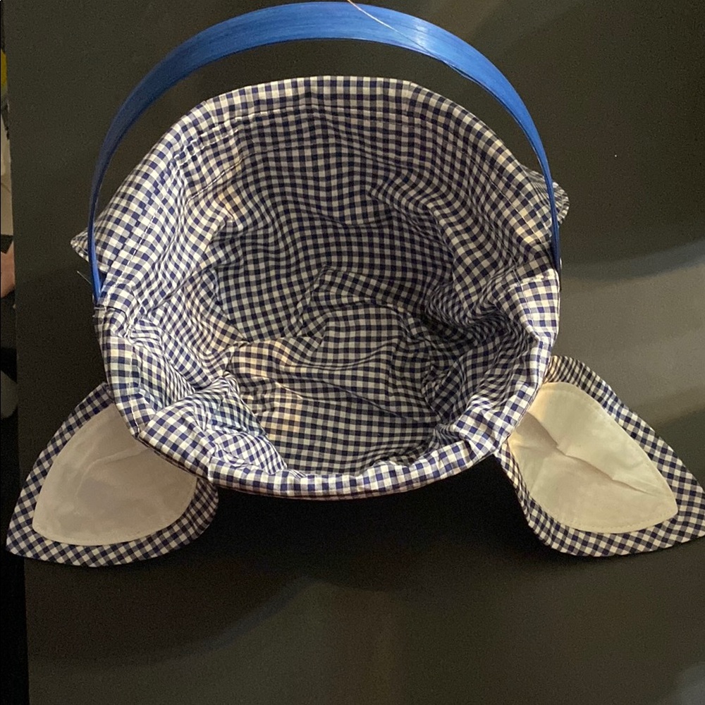 Pottery Barn Kids Easter Navy and White Gingham Basket Liner, Small NEW